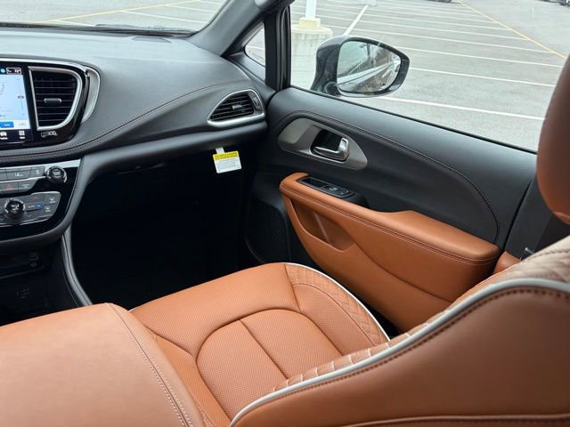 New 2026 Chrysler Pacifica Pinnacle AWD/4WD image 39