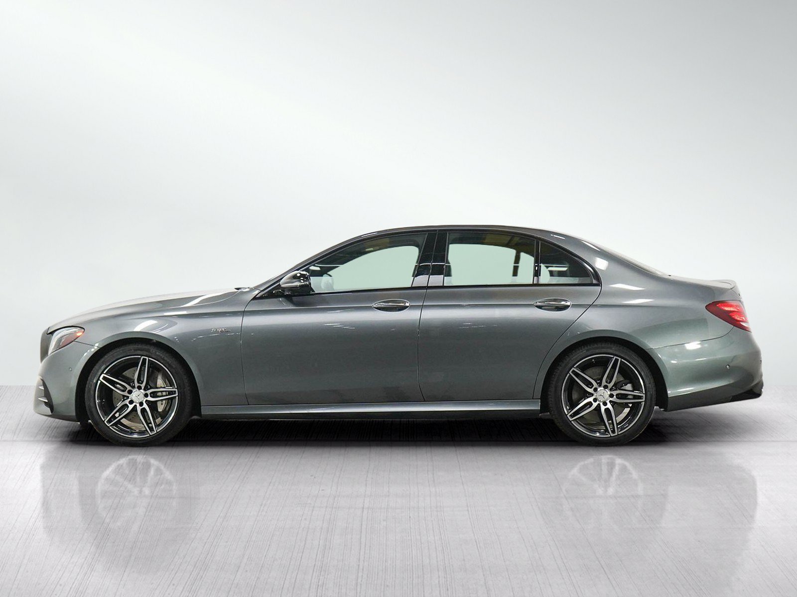Used 2019 Mercedes-Benz E 53 AMG 4MATIC Sedan image 2
