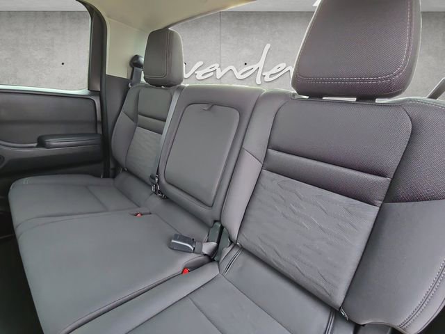 Used 2022 Nissan Frontier SV w/ Technology Package image 22