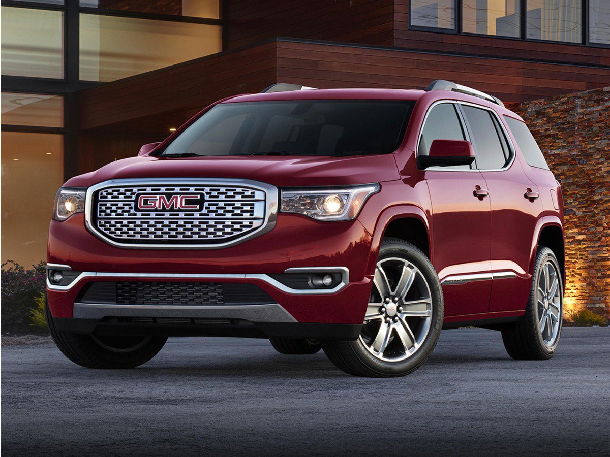 Used 2017 GMC Acadia Denali w/ Technology Package AWD/4WD image 1