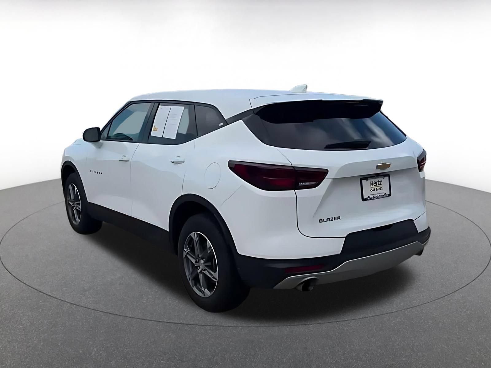 Used 2026 Chevrolet Blazer LT FWD image 4