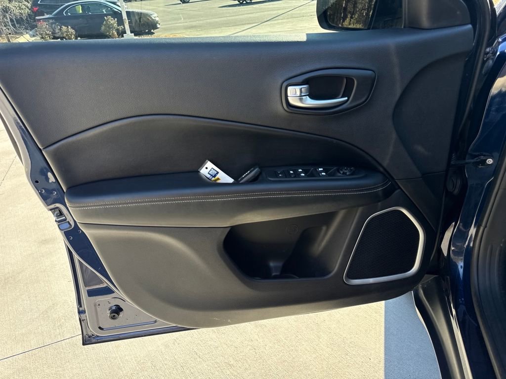 Used 2021 Jeep Compass Latitude w/ Convenience Group image 14