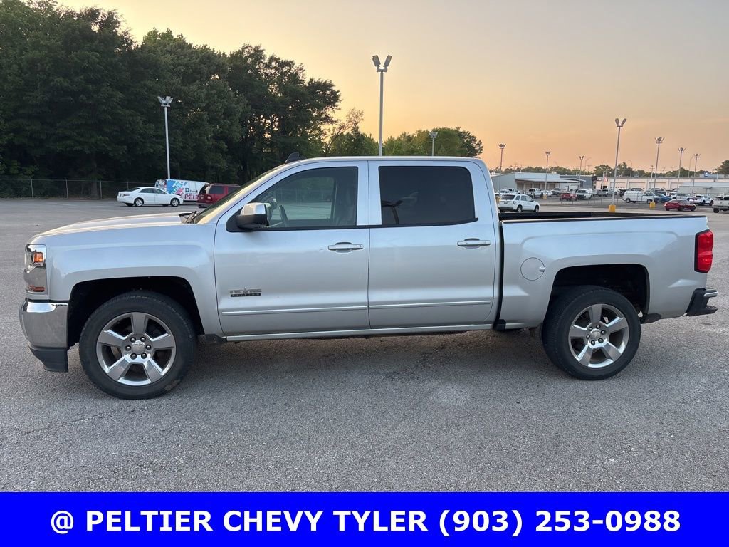 Used 2017 Chevrolet Silverado 1500 LT w/ Texas Edition RWD image 4