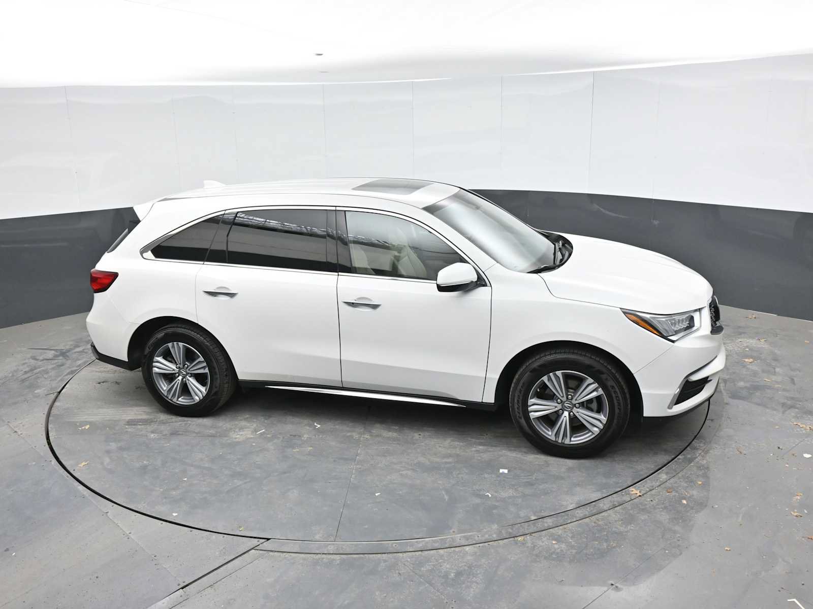 Used 2020 Acura MDX SH-AWD image 41