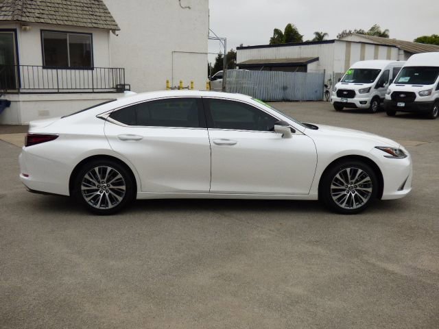 Used 2019 Lexus ES 350 w/ Premium Package FWD image 2