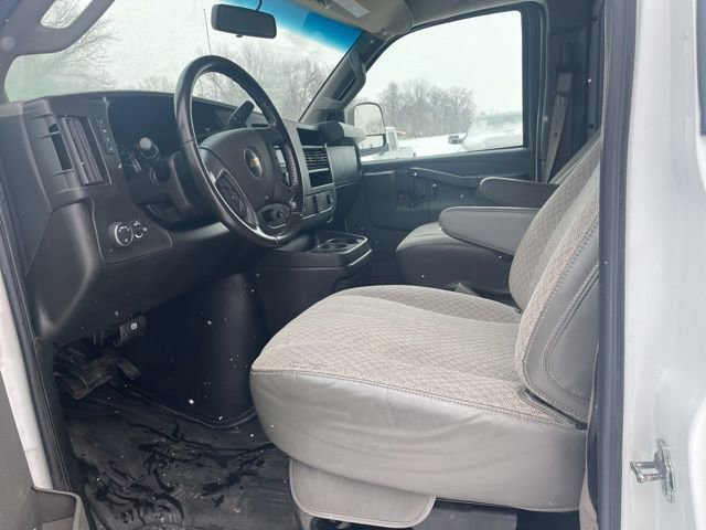Used 2023 Chevrolet Express 3500 Extended w/ Driver Convenience Package image 14