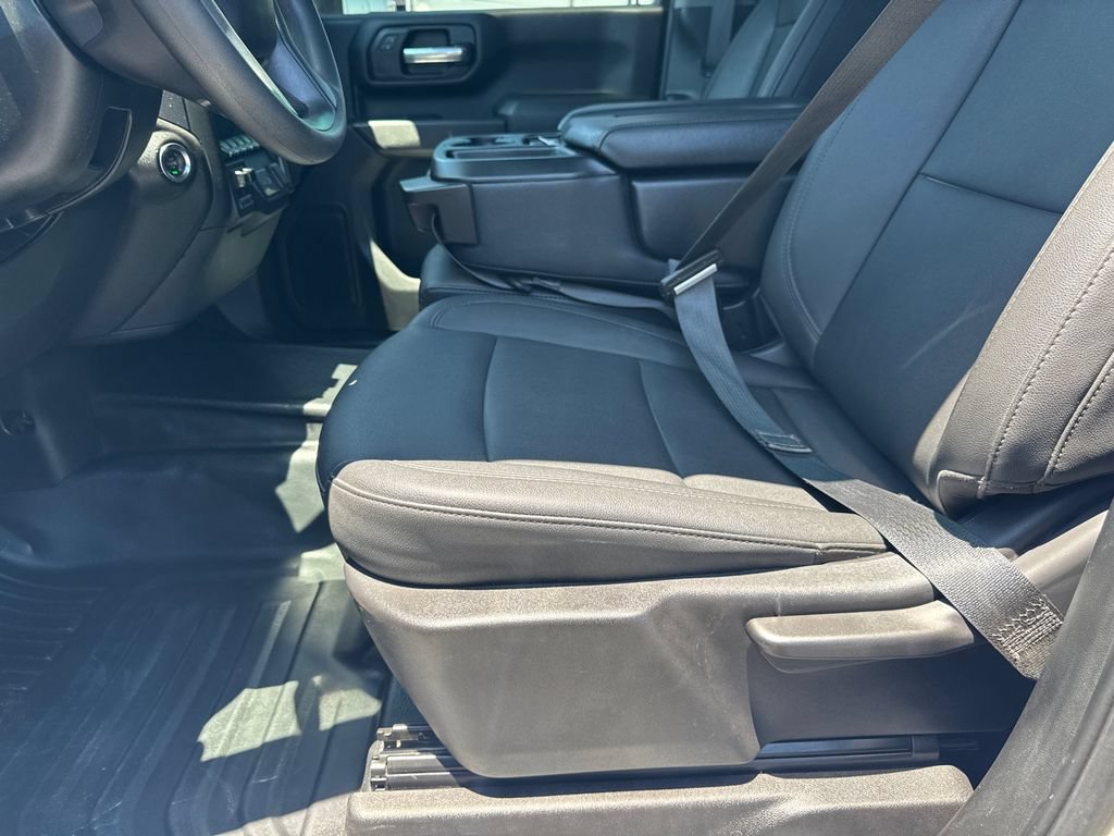 Used 2025 Chevrolet Silverado 3500 W/T w/ WT Convenience Package AWD/4WD image 10