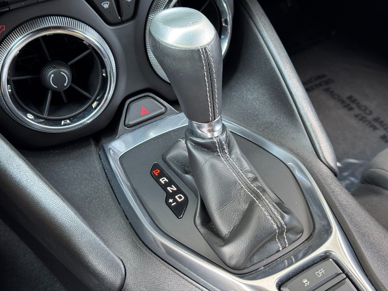 Used 2017 Chevrolet Camaro LT RWD image 27
