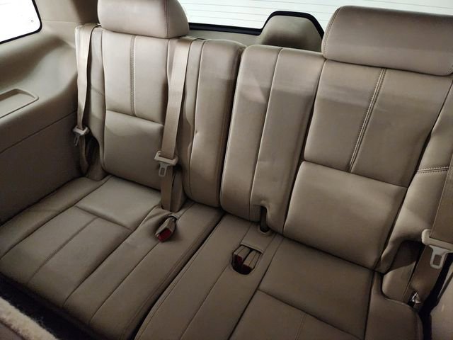 Used 2013 Chevrolet Tahoe LT w/ Luxury Package RWD image 28