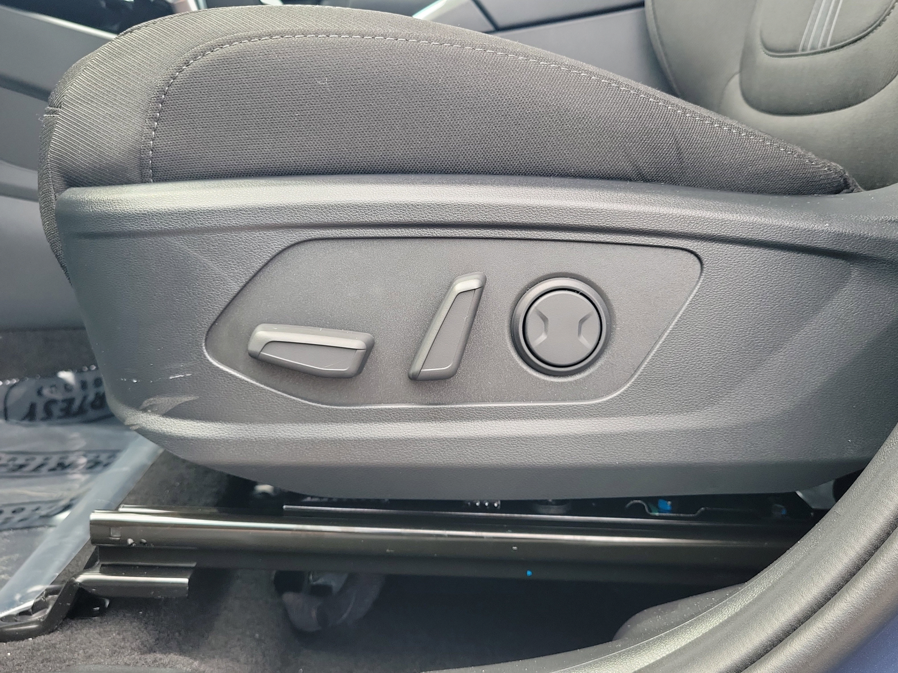 New 2026 Hyundai Tucson SEL Plus FWD image 25