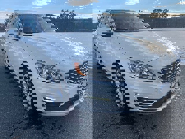 Used 2016 Volvo V60 T5 Premier image 5