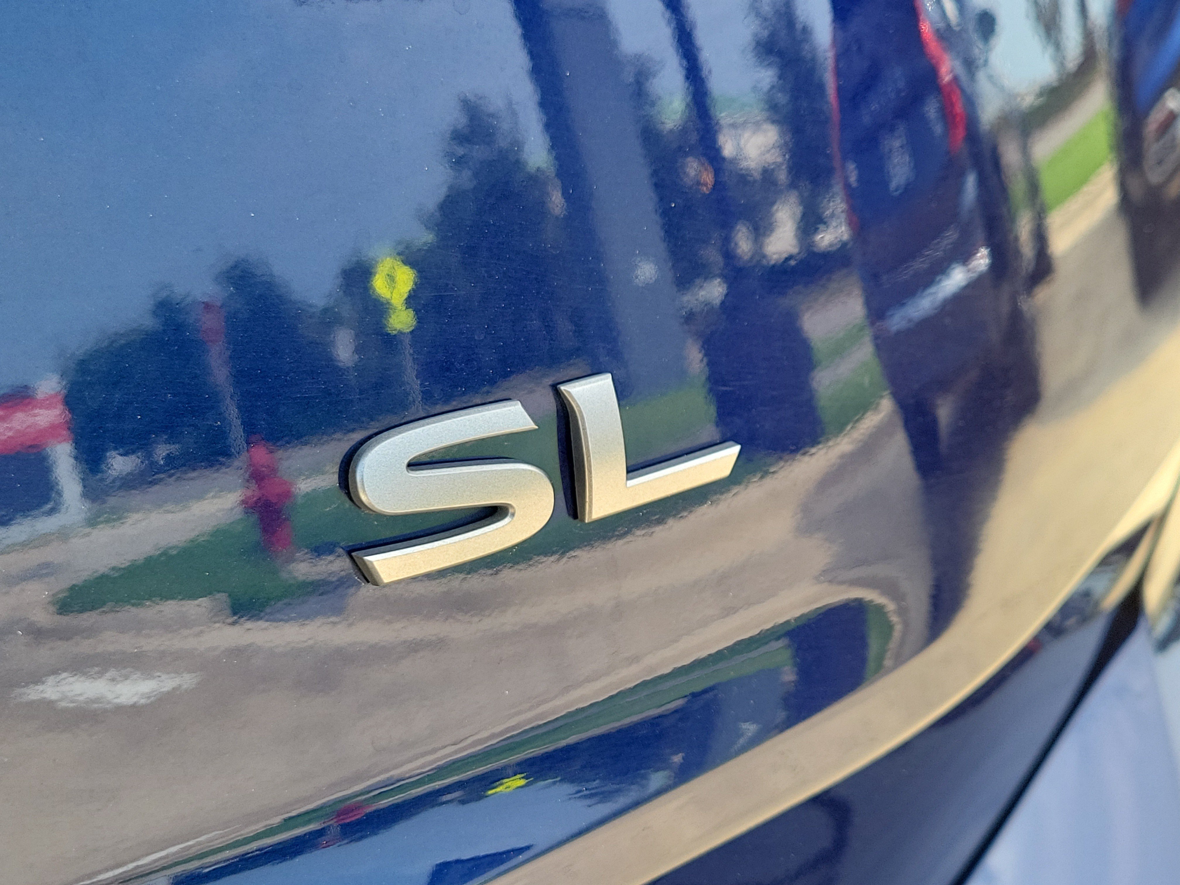 Used 2026 Nissan Rogue SL FWD image 33