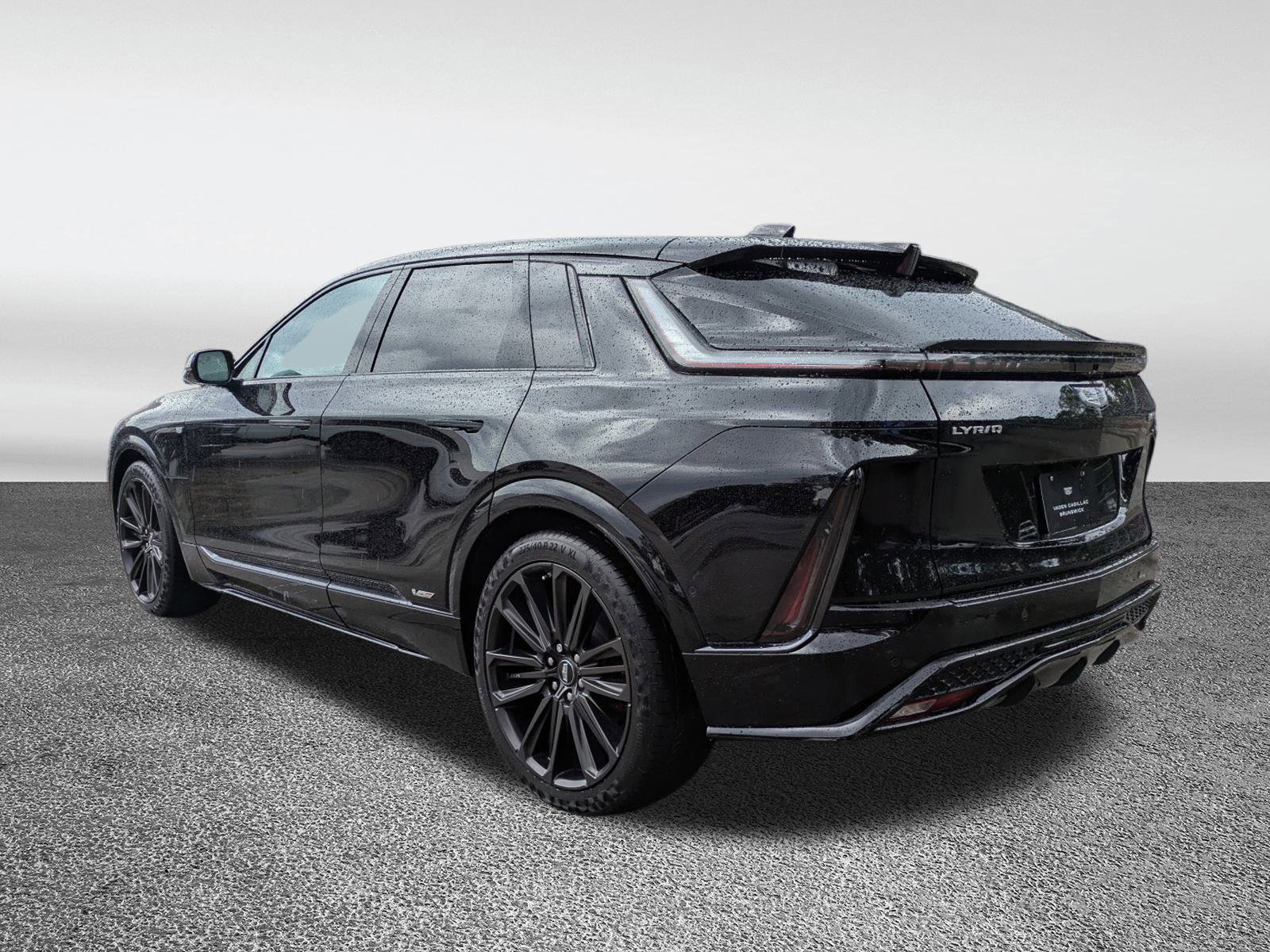 New 2026 Cadillac Lyriq V w/ LPO, Floor Liner Package image 23