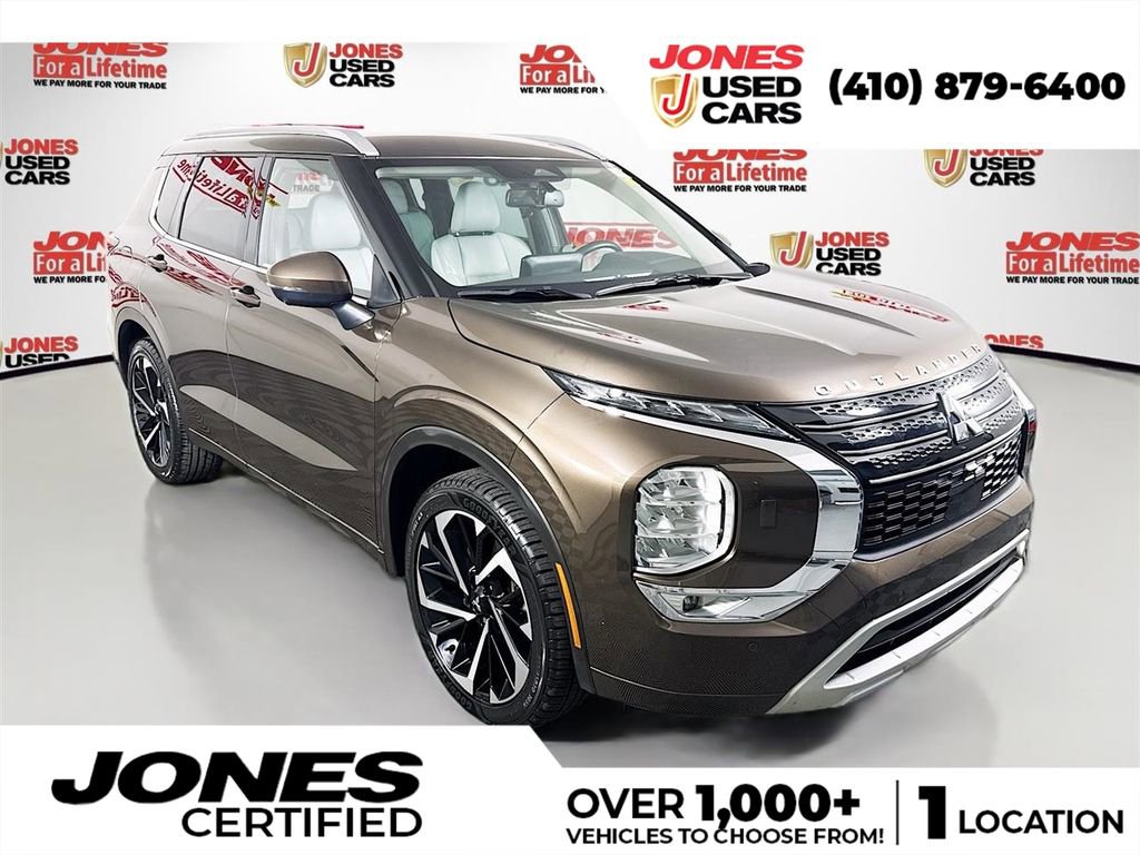 Used 2023 Mitsubishi Outlander SEL AWD/4WD image 1