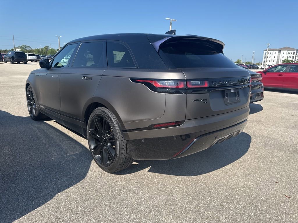 Used 2021 Land Rover Range Rover Velar R-Dynamic S image 5