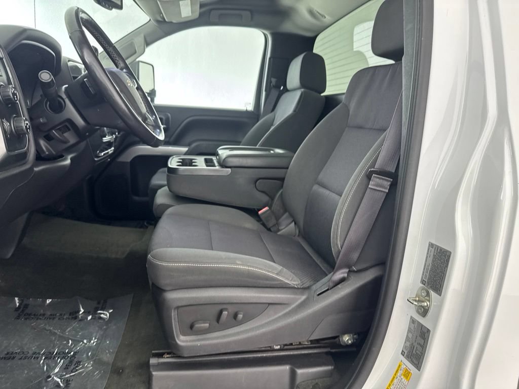 Used 2015 Chevrolet Silverado 3500 LT w/ LT Convenience Package AWD/4WD image 18
