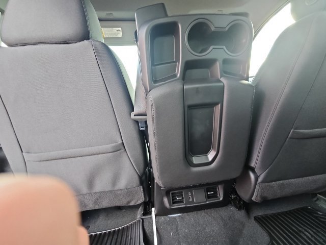 New 2026 Chevrolet Silverado 1500 Custom w/ Turbomax Blackout Package AWD/4WD image 38