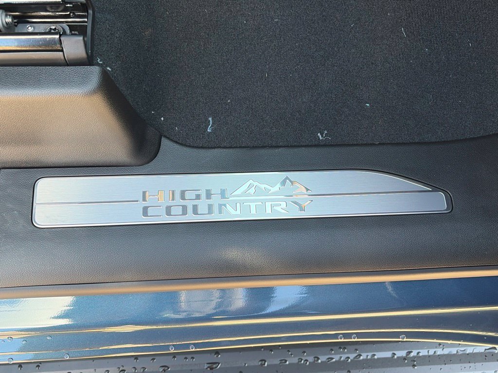 New 2026 Chevrolet Silverado 2500 High Country w/ High Country Premium Package AWD/4WD image 11