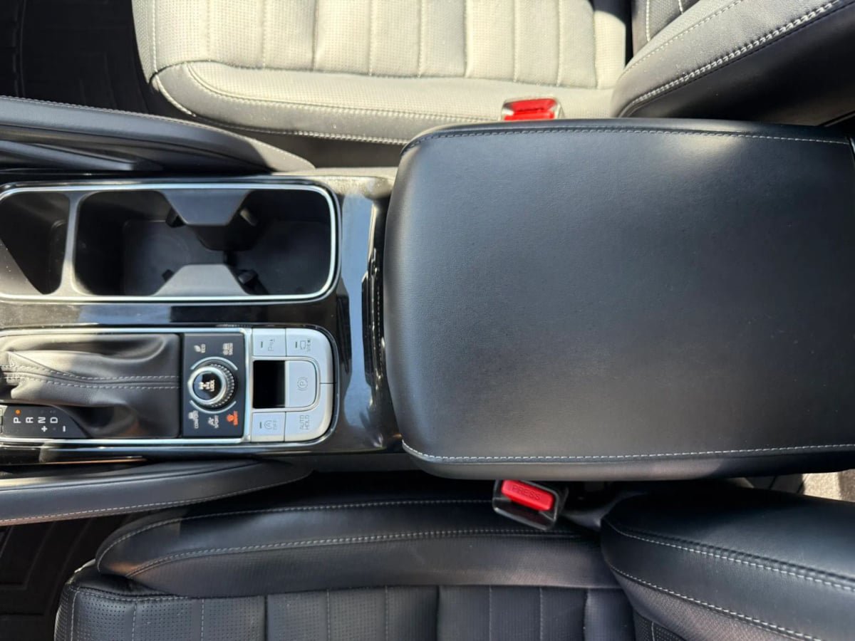Used 2022 Kia Telluride SX w/ SX Prestige Package AWD/4WD image 39