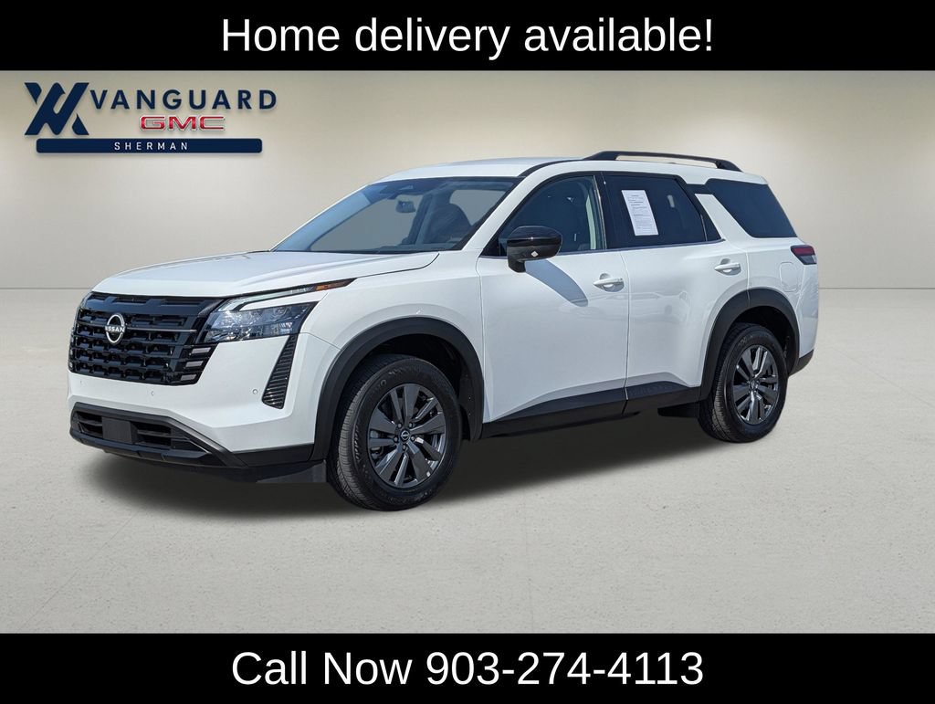 Used 2026 Nissan Pathfinder SV FWD image 3