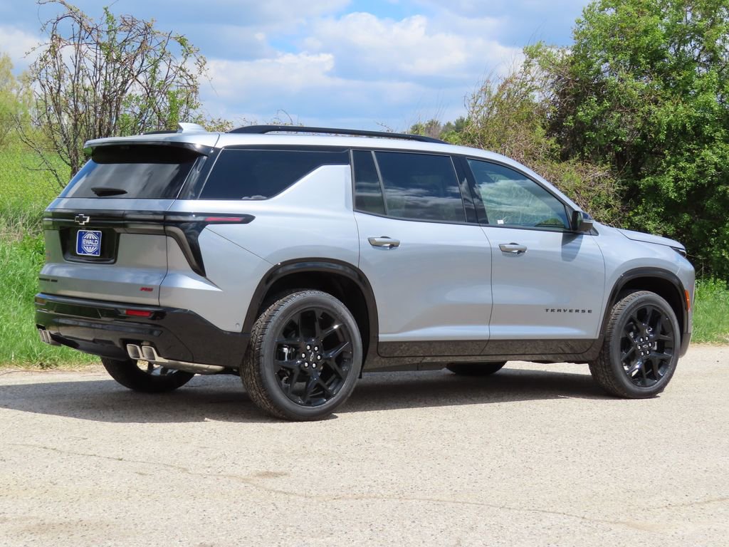 New 2026 Chevrolet Traverse RS AWD/4WD image 3