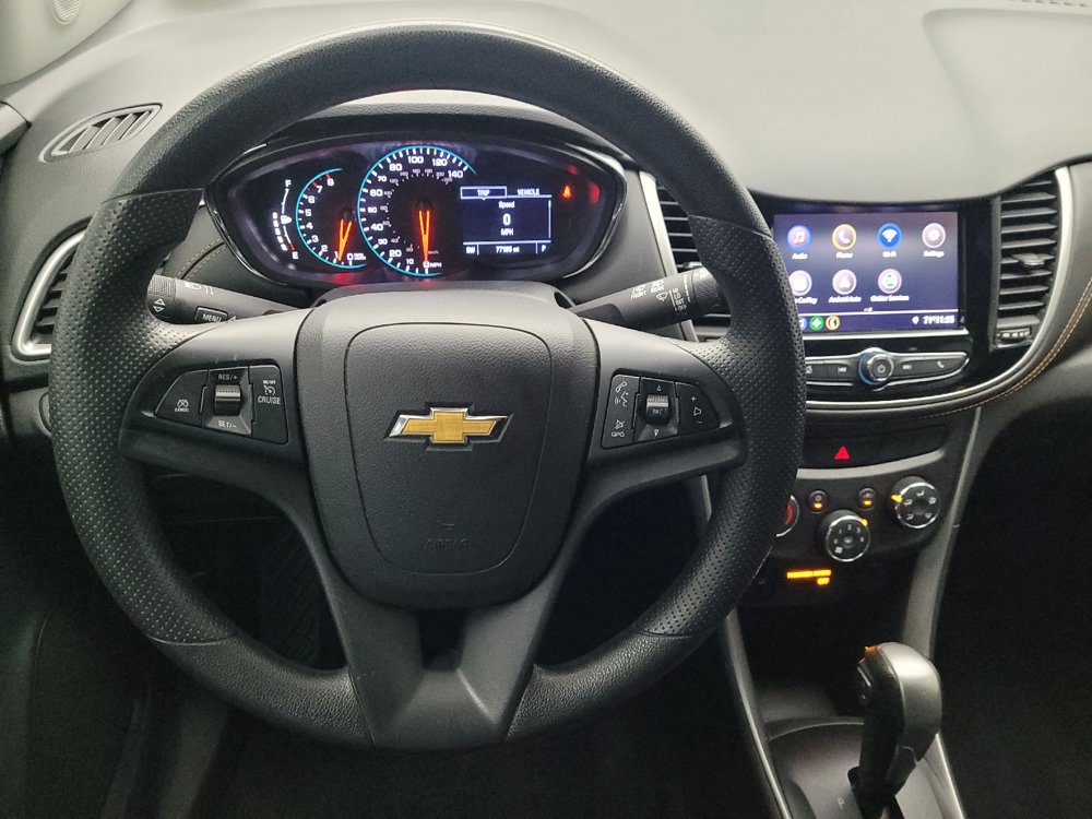 Used 2020 Chevrolet Trax LT FWD image 22