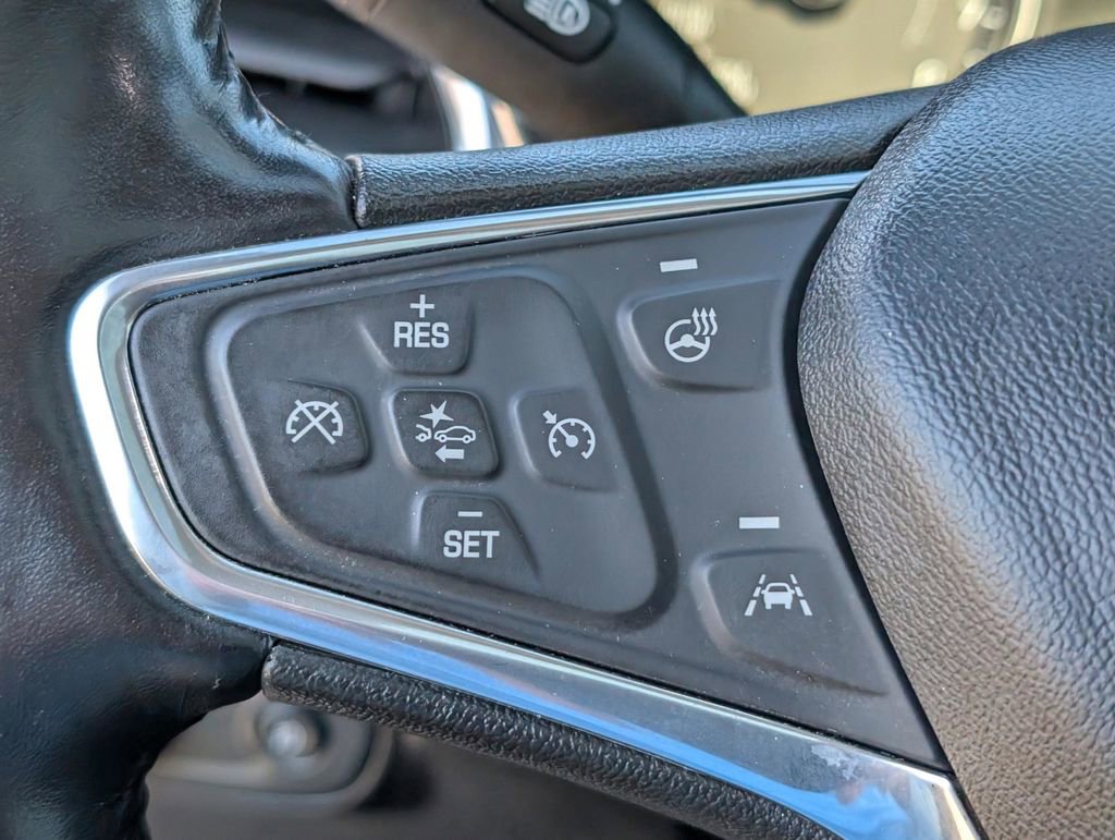 Used 2020 Chevrolet Equinox Premier w/ Premier True North Edition image 20