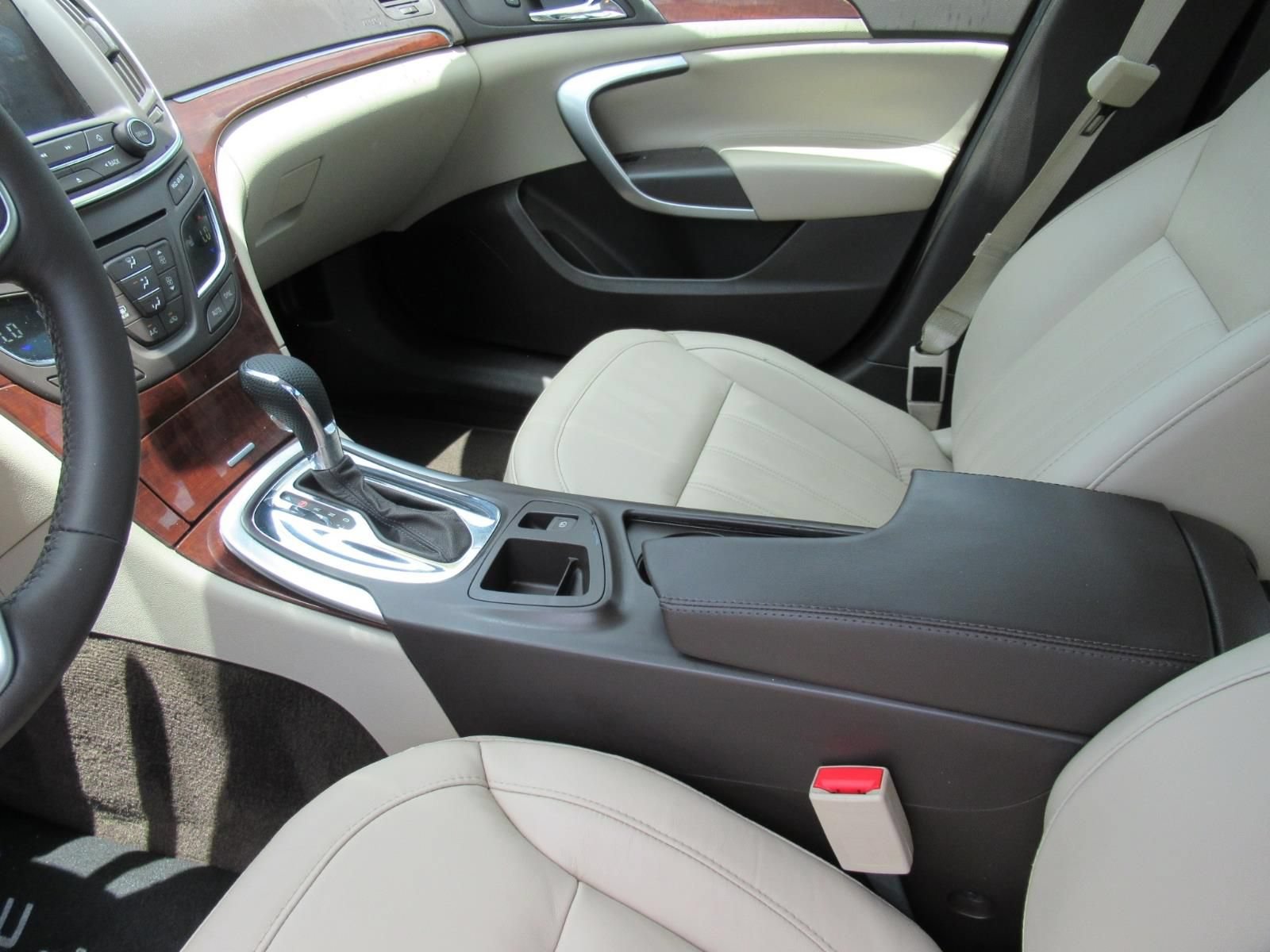 Used 2015 Buick Regal Premium FWD image 16