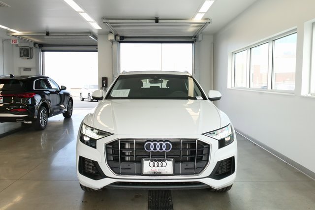 Used 2023 Audi Q8 Premium image 2