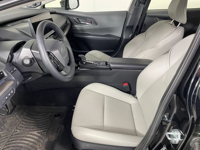 Used 2026 Toyota Prius Limited w/ Limited Premium Package AWD/4WD image 2