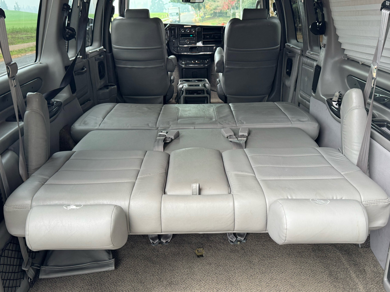 Used 2008 Chevrolet Express 1500 AWD w/ Preferred Equipment Group image 35