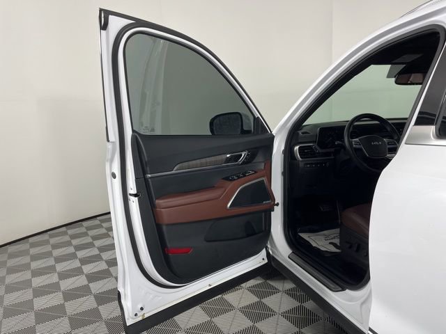 Used 2024 Kia Telluride SX FWD image 18
