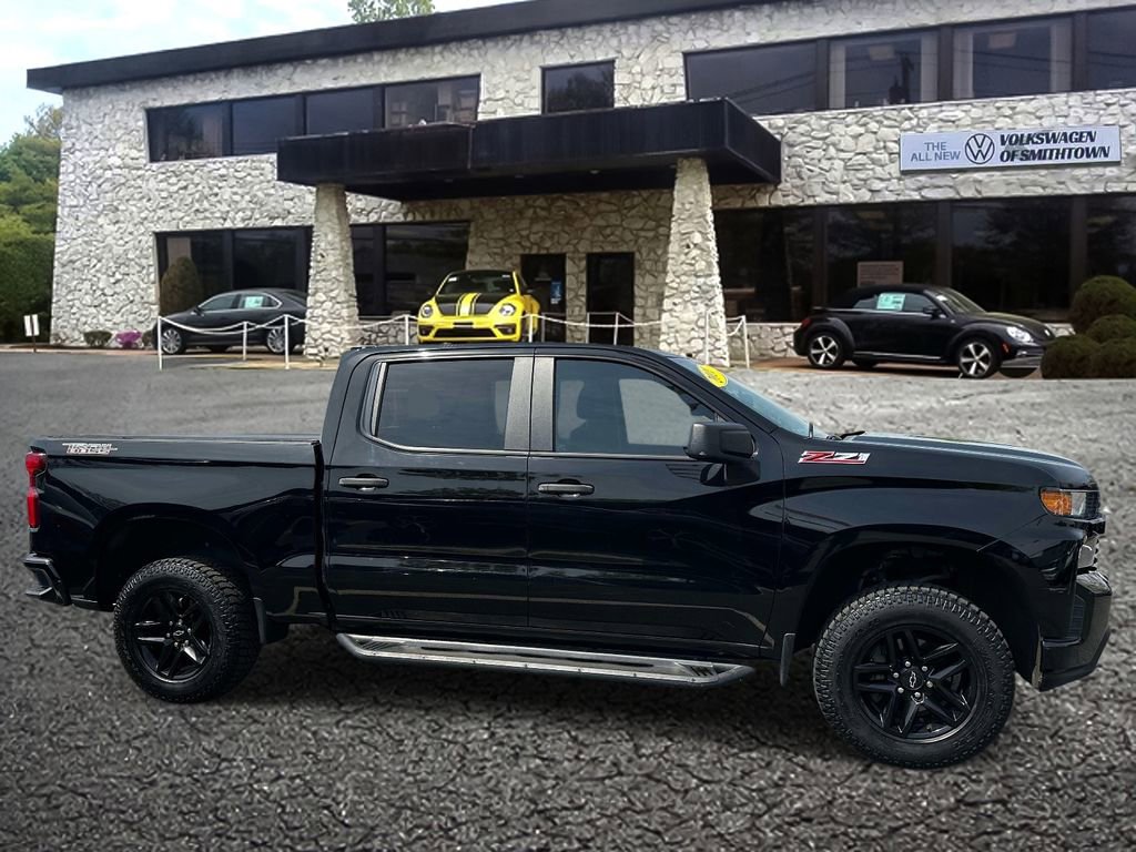 Used 2019 Chevrolet Silverado 1500 Custom Trail Boss w/ Custom Convenience Package AWD/4WD image 4