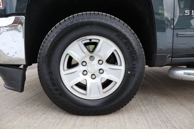 Used 2018 Chevrolet Silverado 1500 LT w/ All Star Edition image 26