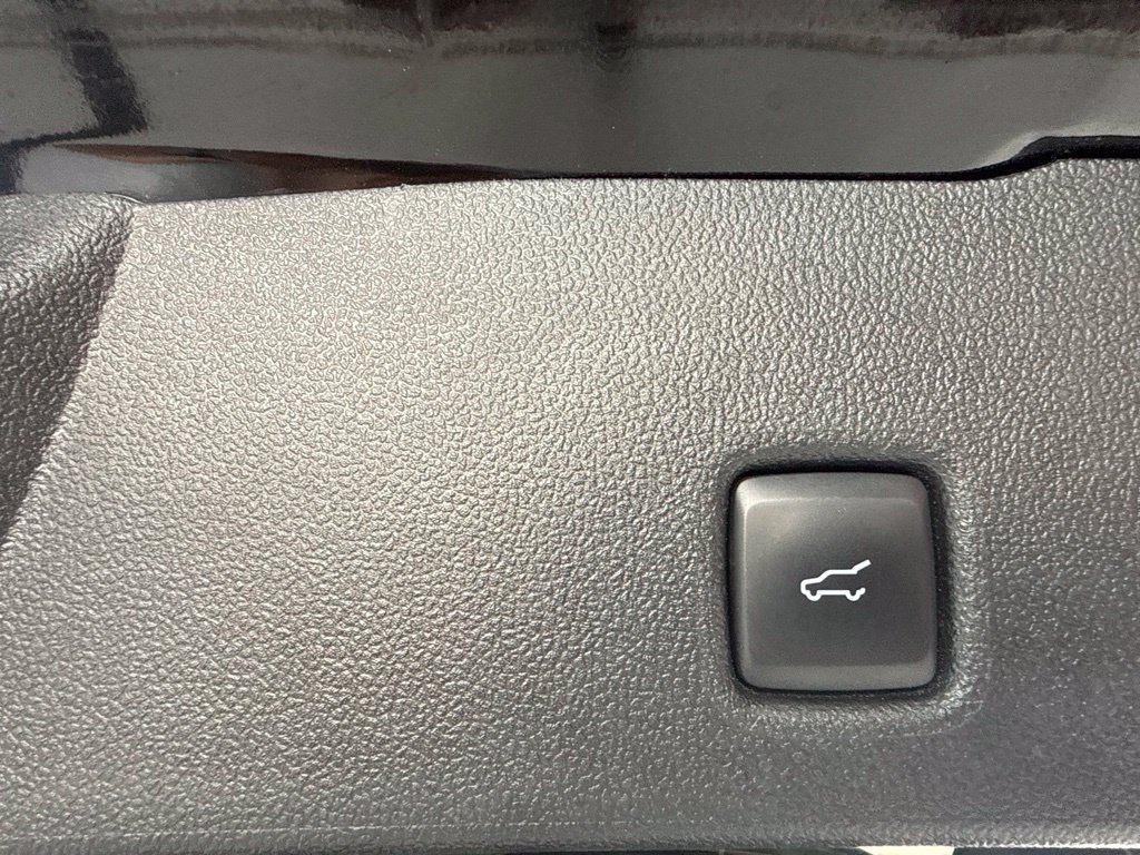 Used 2024 Ford Escape ST-Line AWD/4WD image 11