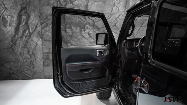 Used 2024 Jeep Wrangler Unlimited Rubicon 392 AWD/4WD image 4