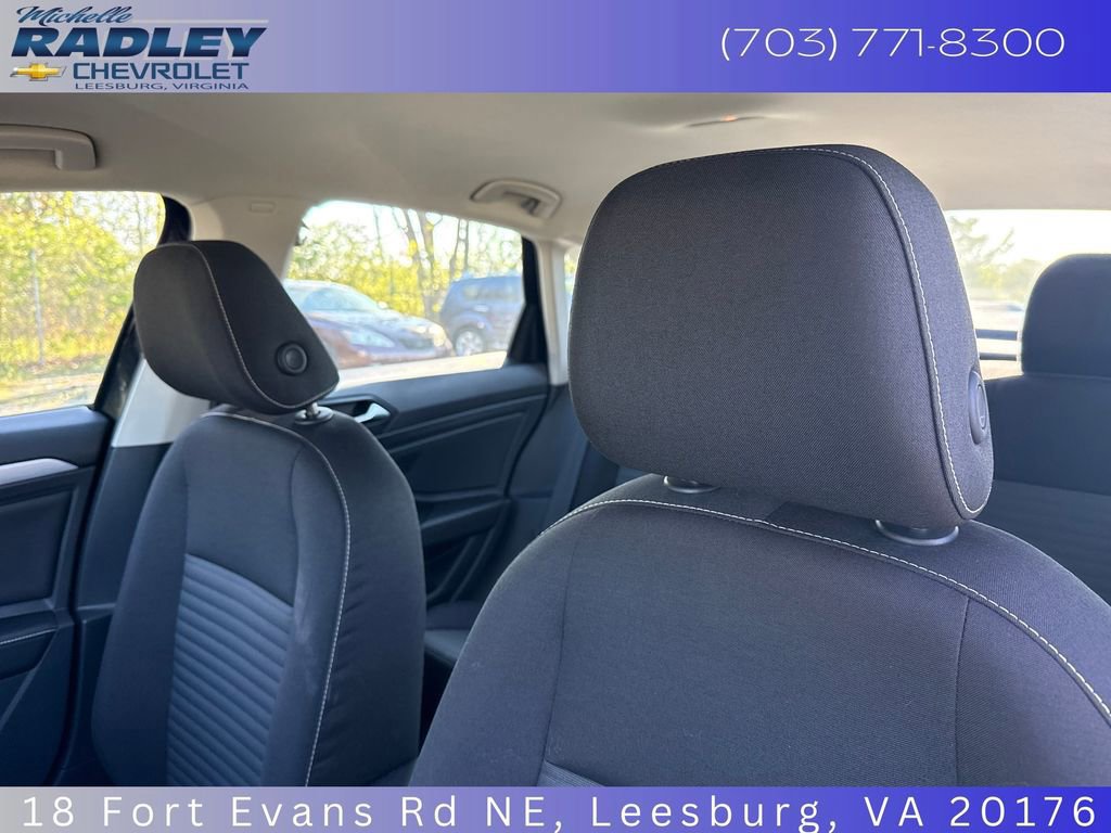 Used 2025 Volkswagen Jetta S FWD image 2