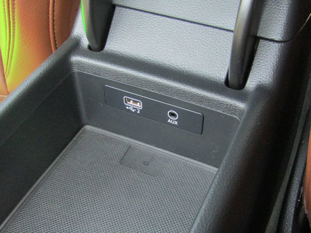 Used 2019 Audi A4 2.0T Premium w/ Sport Package image 32