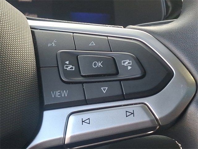 Certified 2022 Volkswagen Taos SE image 23