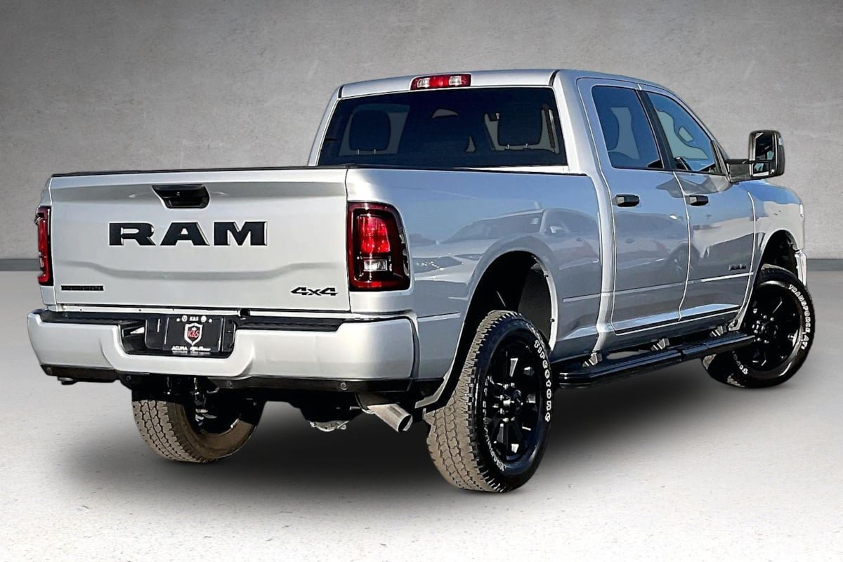 Used 2026 RAM 2500 Big Horn AWD/4WD image 32