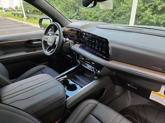 New 2026 Chevrolet Suburban High Country AWD/4WD image 20