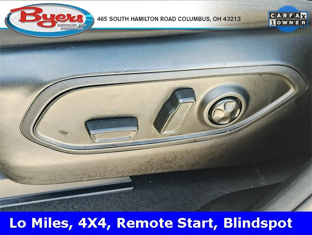 Used 2024 Jeep Grand Cherokee Laredo image 15