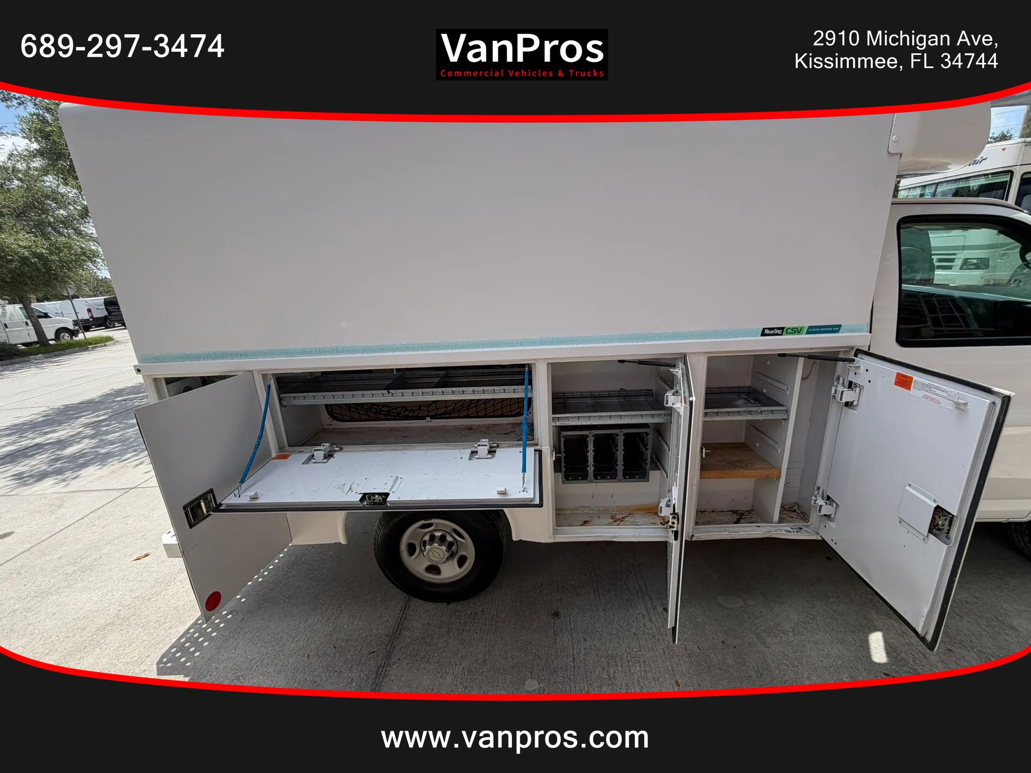 Used 2011 Chevrolet Express 3500 RWD image 12
