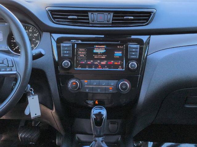Certified 2020 Nissan Rogue Sport S FWD image 18