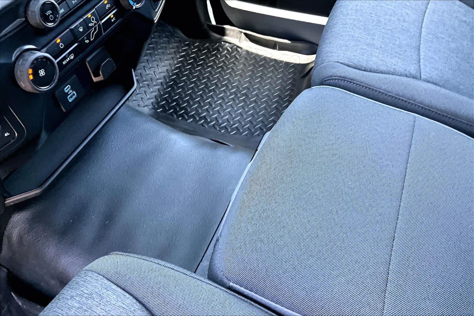 Used 2024 Ford F150 XL w/ Equipment Group 103A High AWD/4WD image 17
