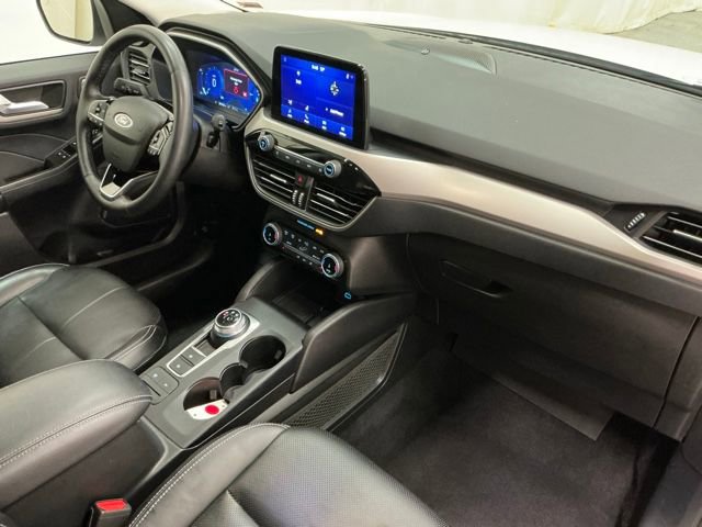 Used 2022 Ford Escape SEL w/ Technology Package FWD image 19