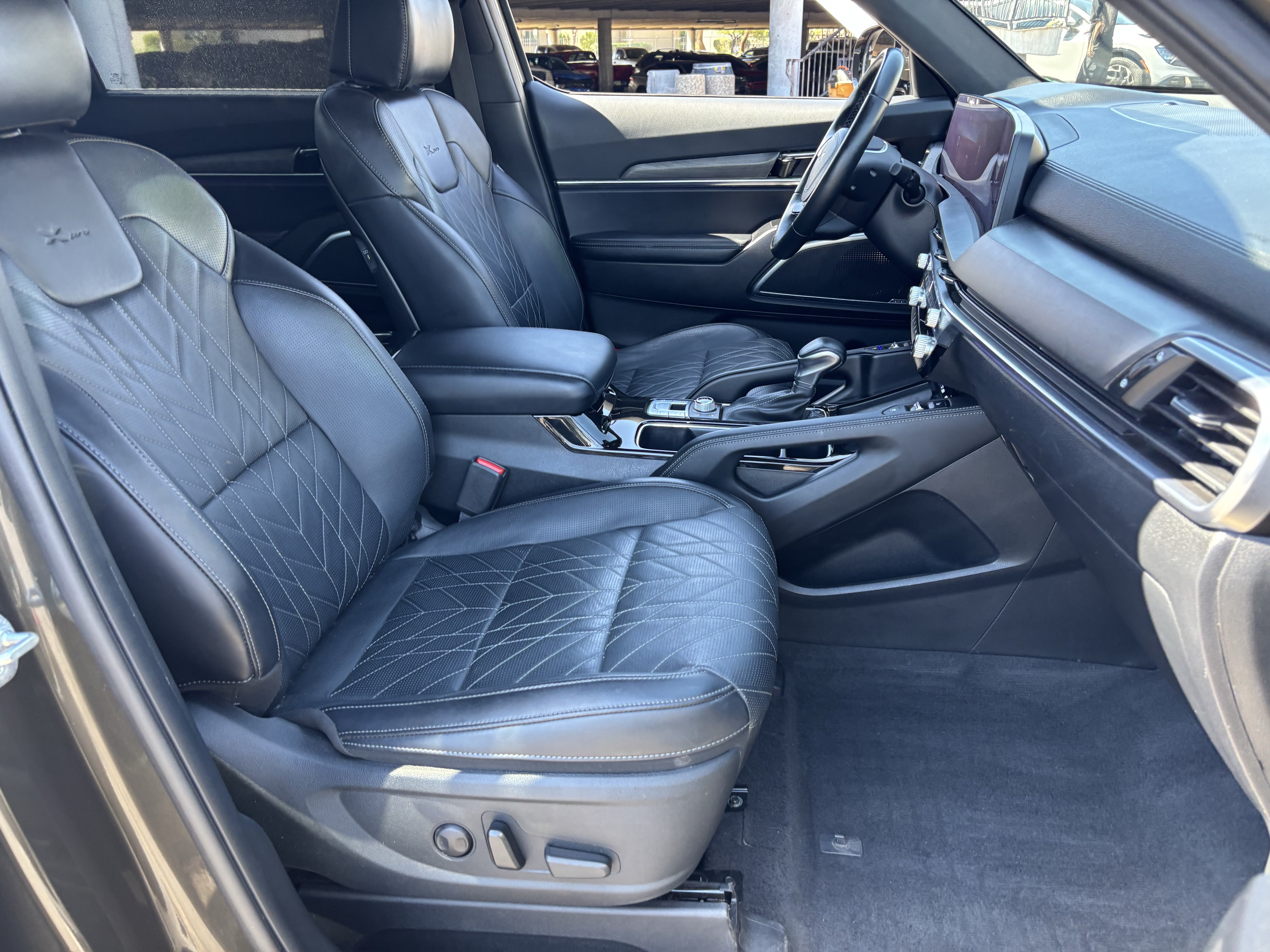 Certified 2024 Kia Telluride SX Prestige X-Pro AWD/4WD image 9