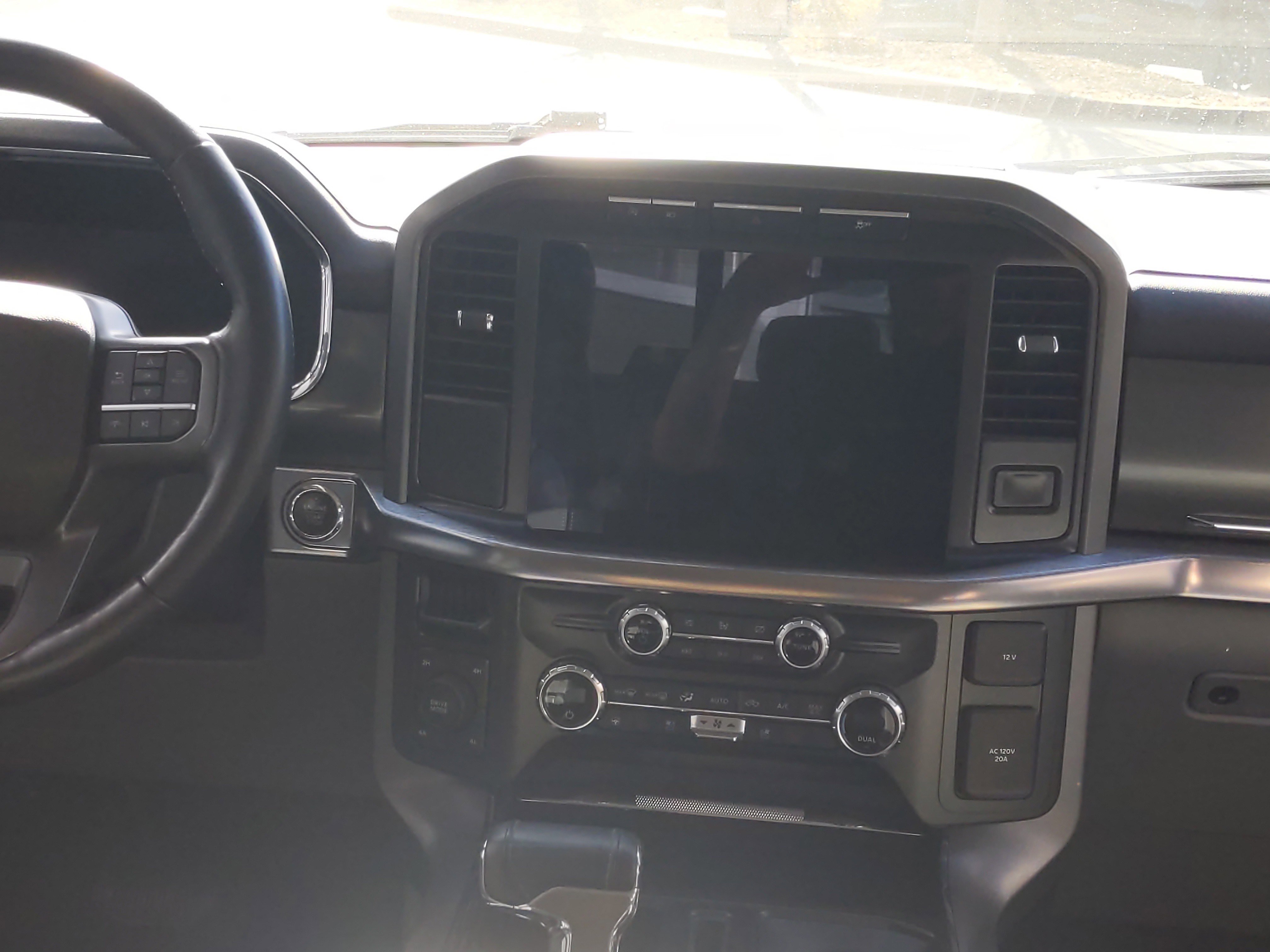 Used 2021 Ford F150 Lariat w/ Equipment Group 502A High image 20