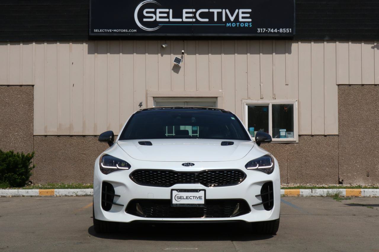 Used 2020 Kia Stinger GT2 AWD/4WD image 4