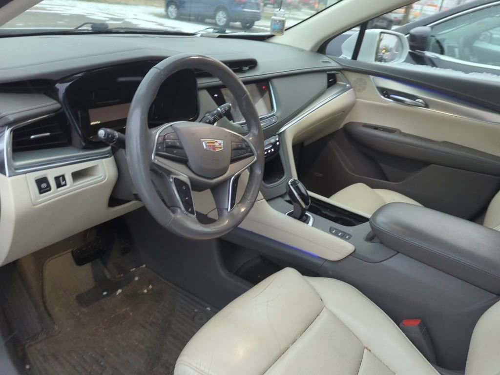 Used 2018 Cadillac XT5 Premium Luxury image 7